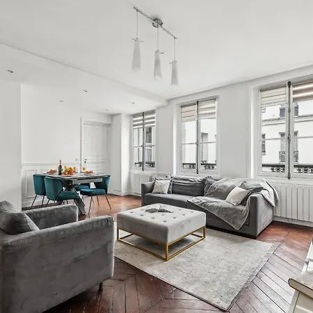 Apartment Champs Elysees - 3br - Cityapartmentstay *